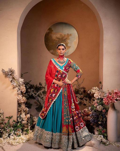 NAVRATRI SPECIAL ALC 082 Traditional lehenga choli designs in Gujarat