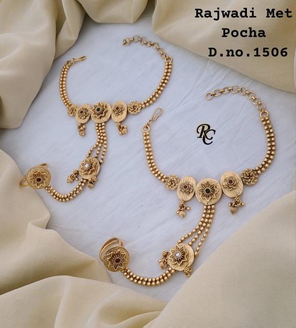 Rajwadi Met Pocha  1506 Artificial jewelry suppliers in Ahmedabad
