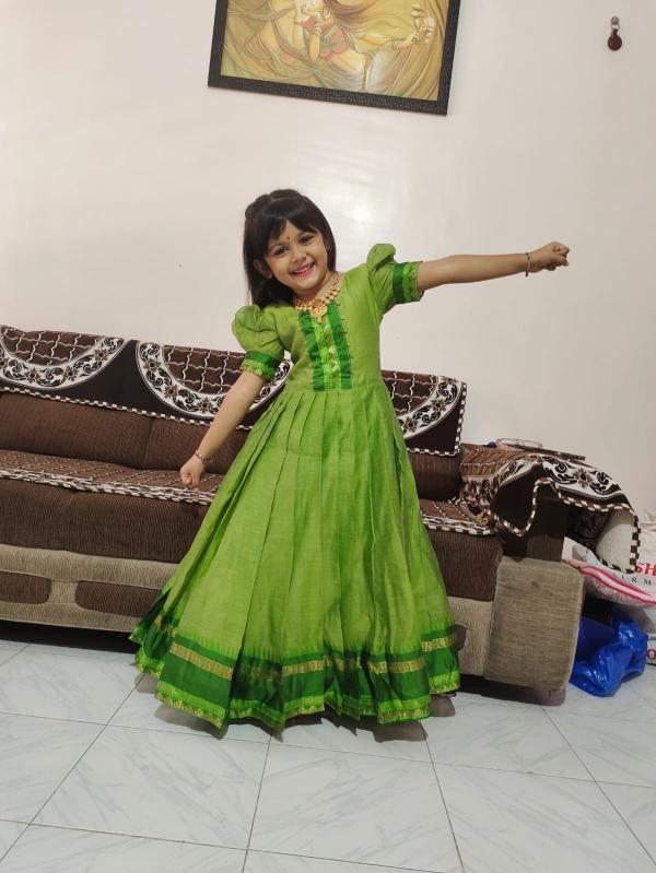 Summer gown cottan silk Green Wholesale girls kurtis in Mumbai