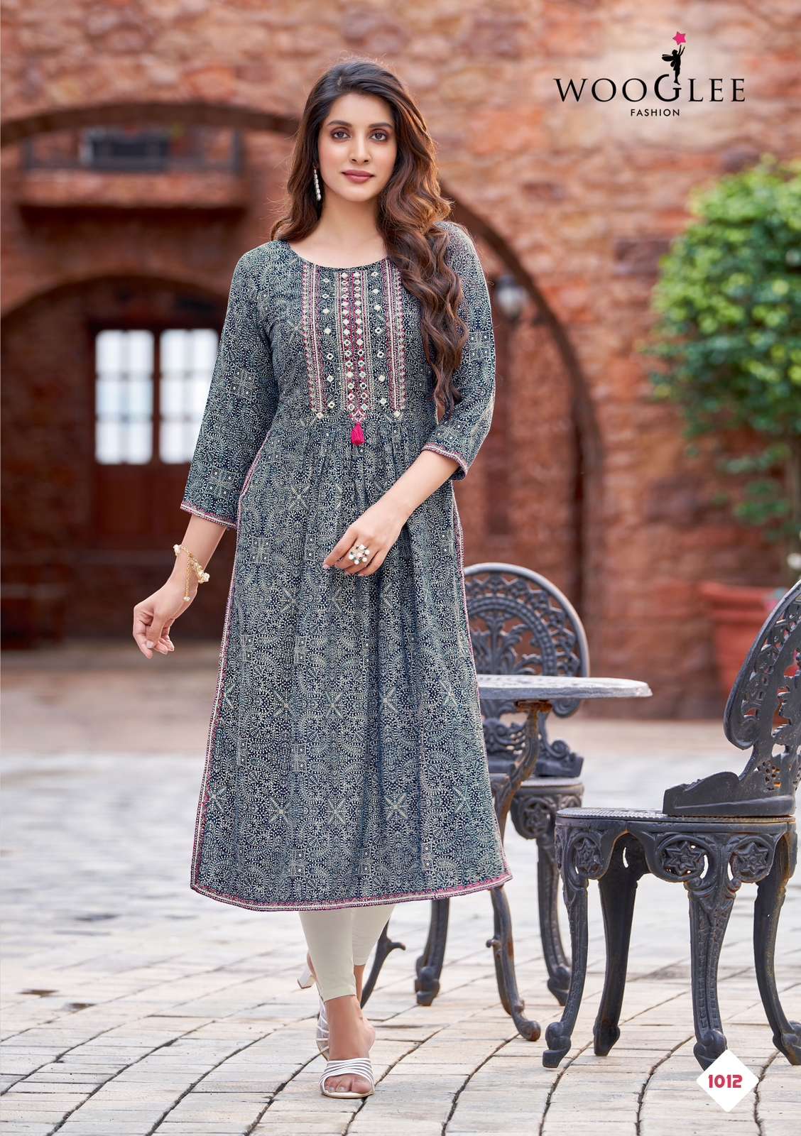 🌸Designer NEW Launch Co-erd set in Aline kurti pattern paired with Ankle  length pant giving perfect outfit and deliberate choice about… | Instagram