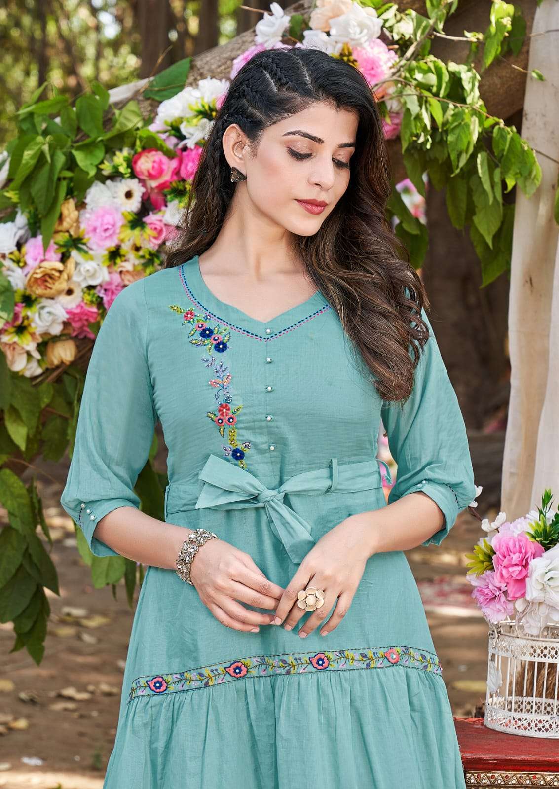 Golden 3/4 sleeves Kurti/Tunic with designer embroidery