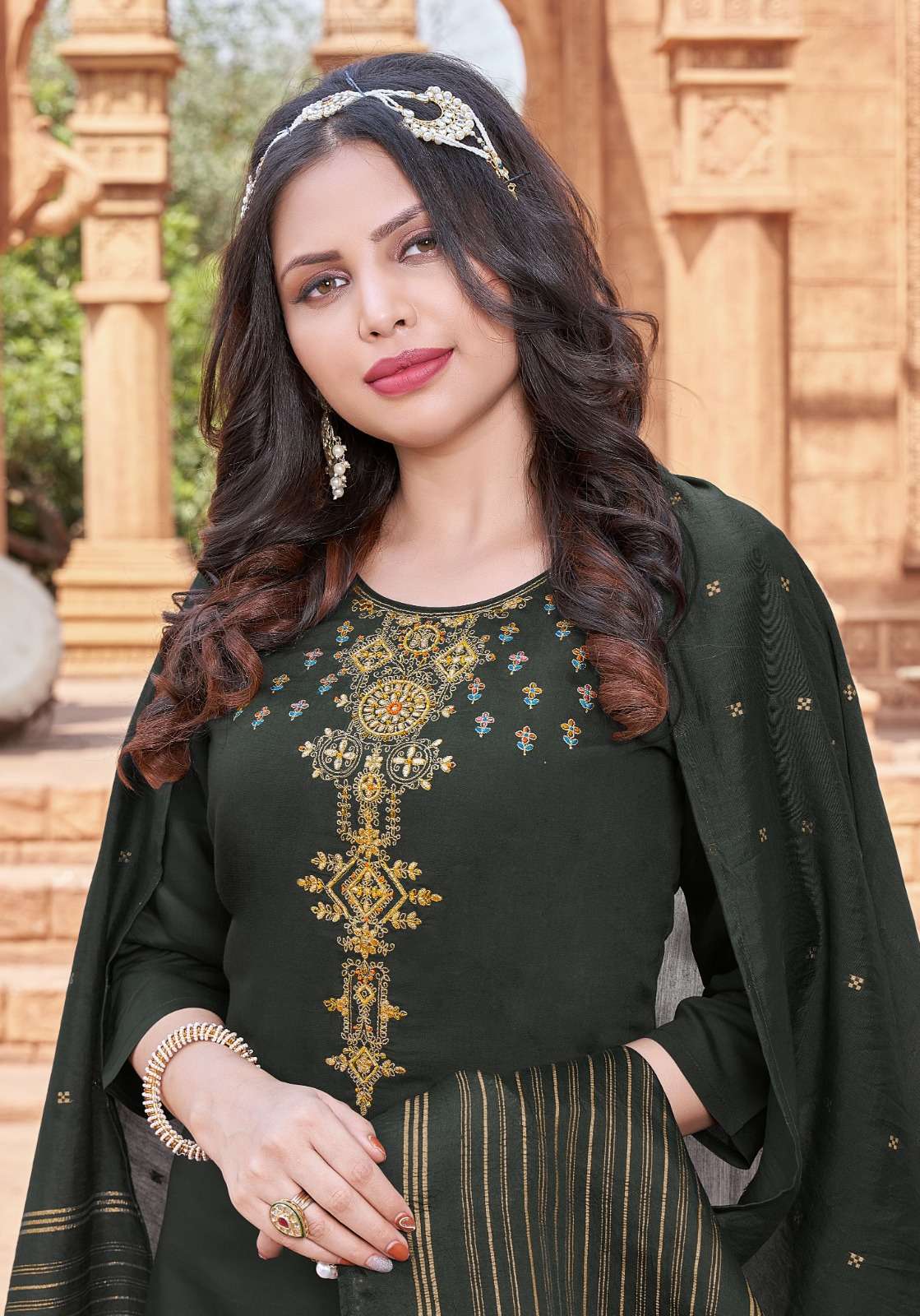 pink mirror tiara designer boutique kurti pent duppta wholesale price