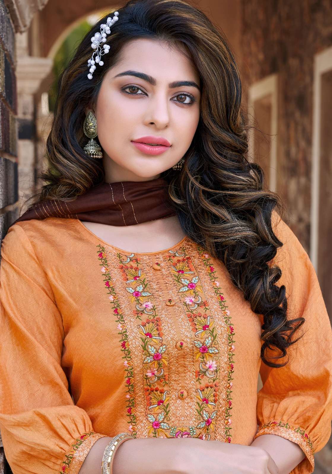 pink mirror twilight designer kurti pent duppta cataloge wholesaler