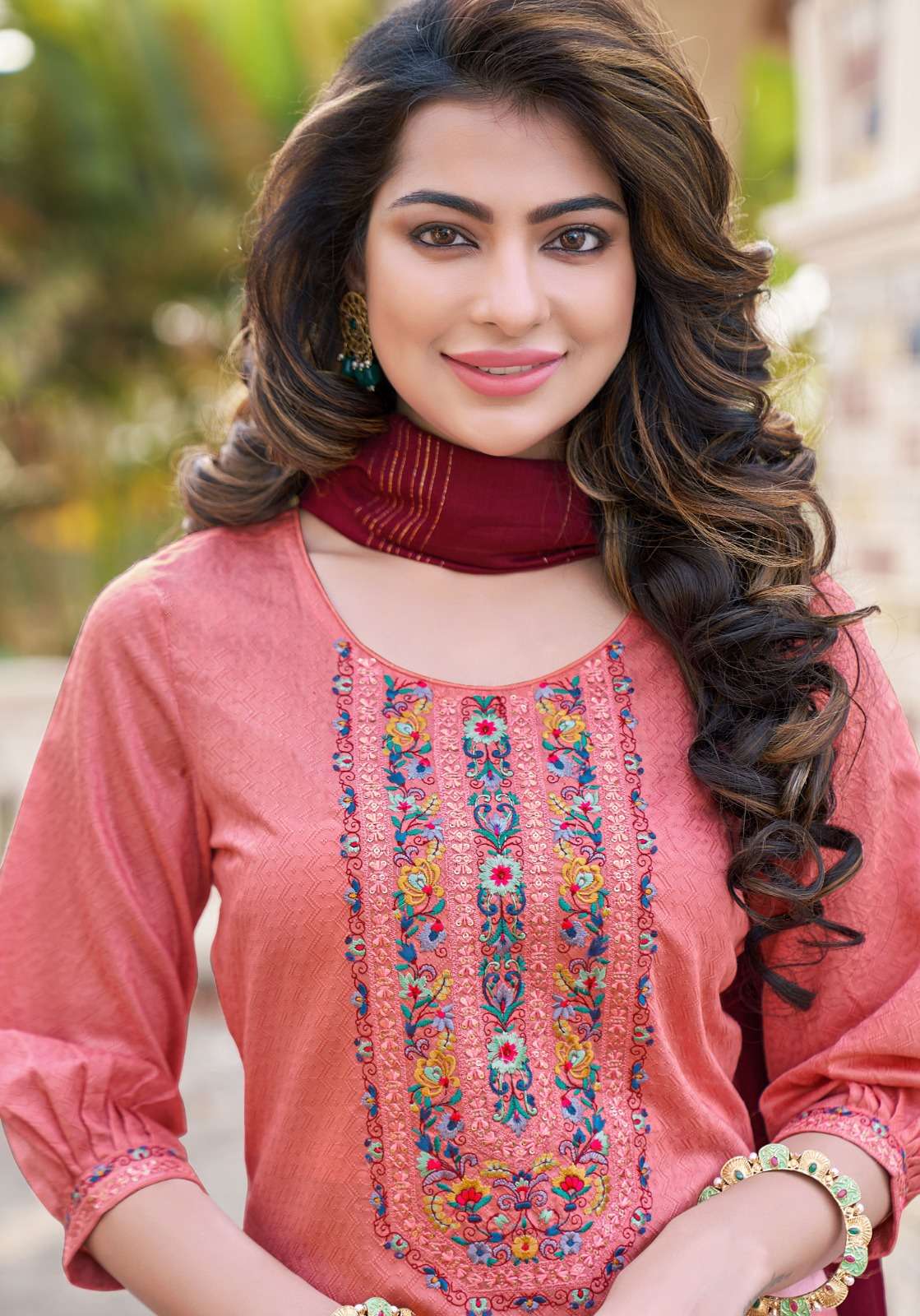 pink mirror twilight designer kurti pent duppta cataloge wholesaler