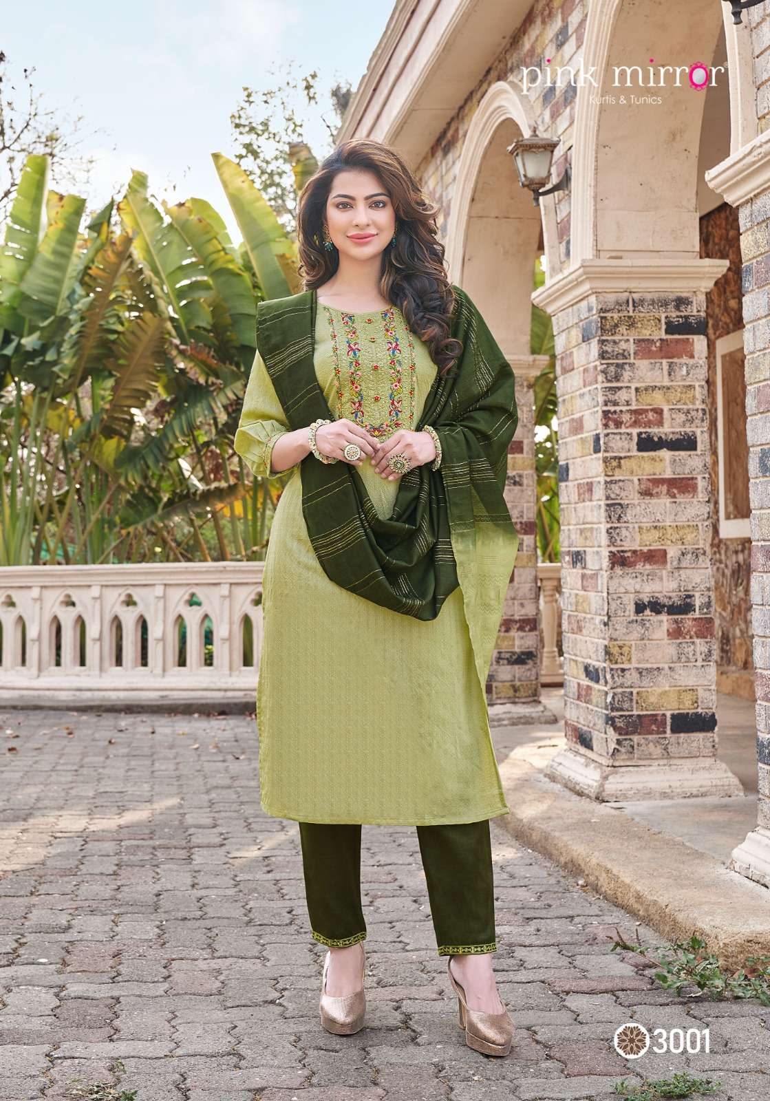 pink mirror twilight designer kurti pent duppta cataloge wholesaler