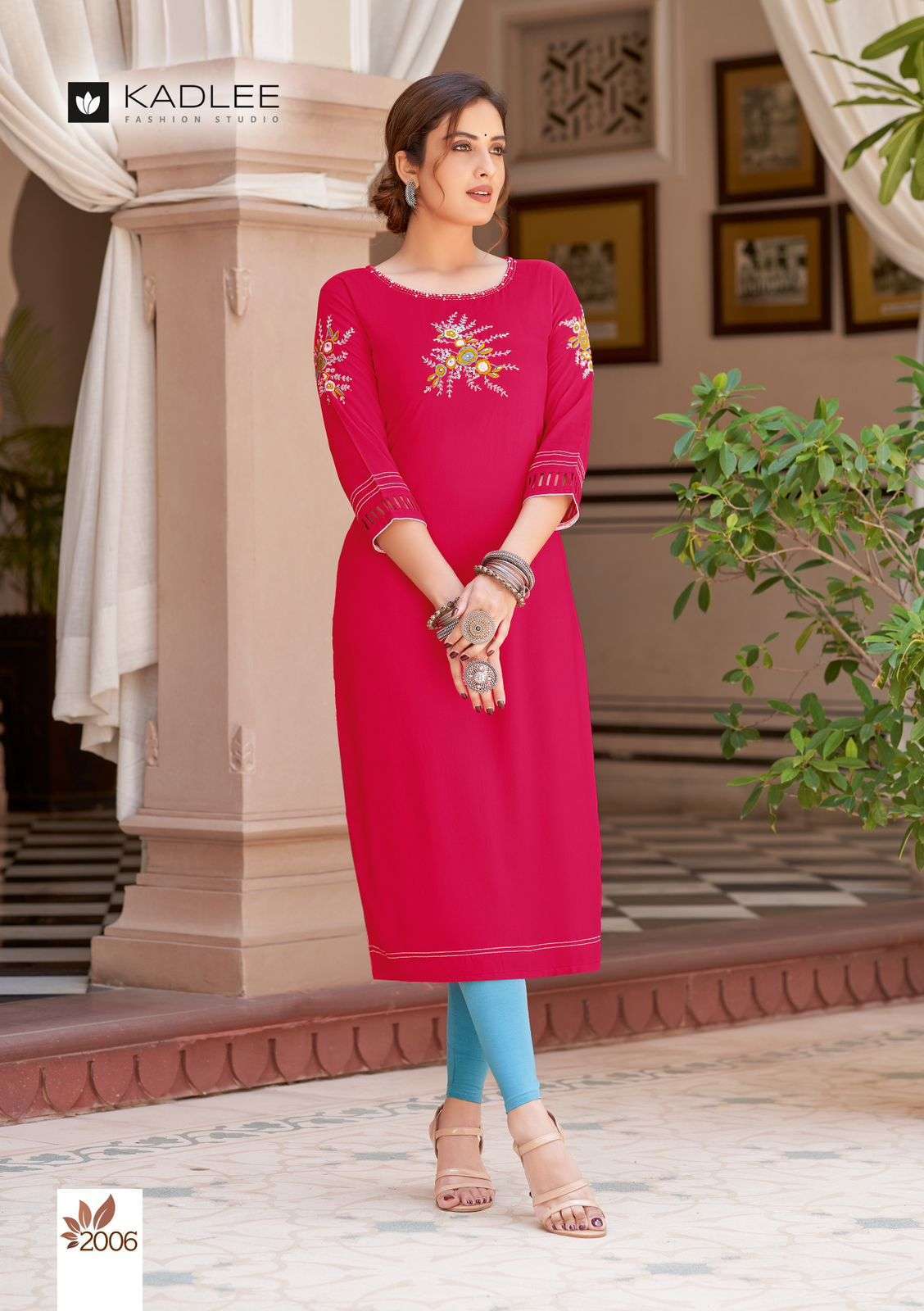 Pink Chikankari Kurti At Wholesale Rate at Rs.350/Piece in lucknow offer by  Lucknow Chikan Factory