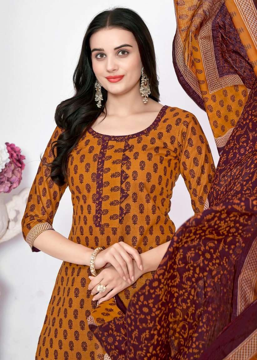 Banarasi Silk Dress Material, for Making Textile Garments, Feature :  Comfortable, Easily Washable, Skin Friendly at Rs 300 / Meter in Varanasi