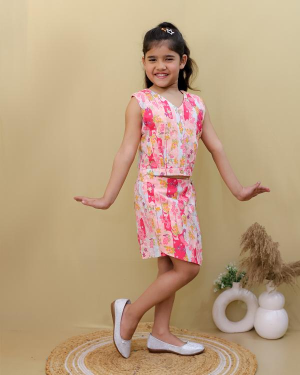 TINY KIDS PINK WAIST COAT TOP & SKORTS CO-ORD SET FOR GIRL WHOLESALES SURAT