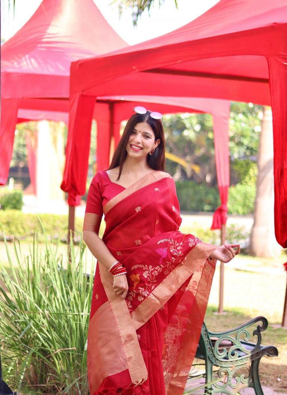 Pure linen silk traditional jamdani type saree & pallu With blouse surat saree wholesale