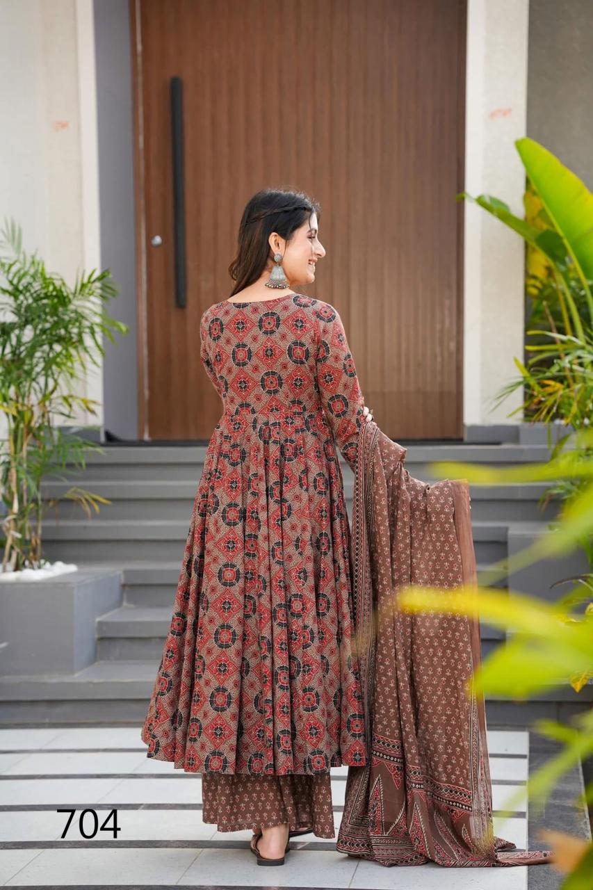 Clora vol 7 maslin digital print kurti pant dupatta branded kurti wholesale