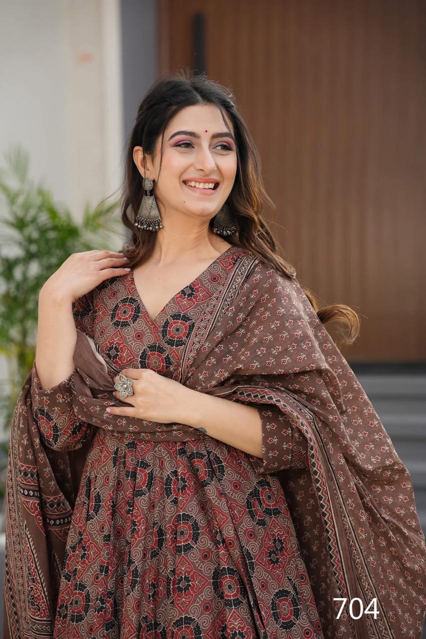 Clora vol 7 maslin digital print kurti pant dupatta branded kurti wholesale