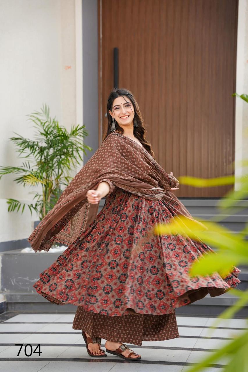 Clora vol 7 maslin digital print kurti pant dupatta branded kurti wholesale