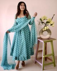 Tabby organza laheriya printed top bottom dupatta premium kurti brands