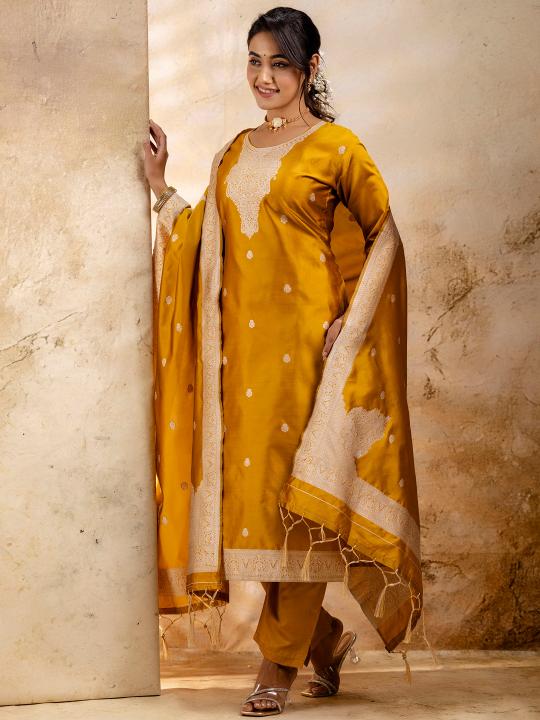 Vairaj banarasi jecard silk 3 pcs catalog aurelia kurtis online shopping india