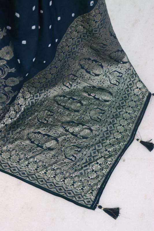 Shorya kanjiwaram pretty and beautiful wholesale saree market in india